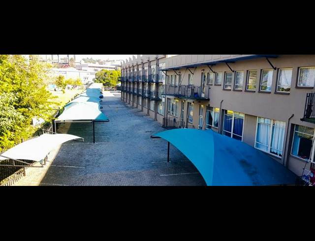 1 BEDROOM APARTMENT FOR SALE IN RICHMOND